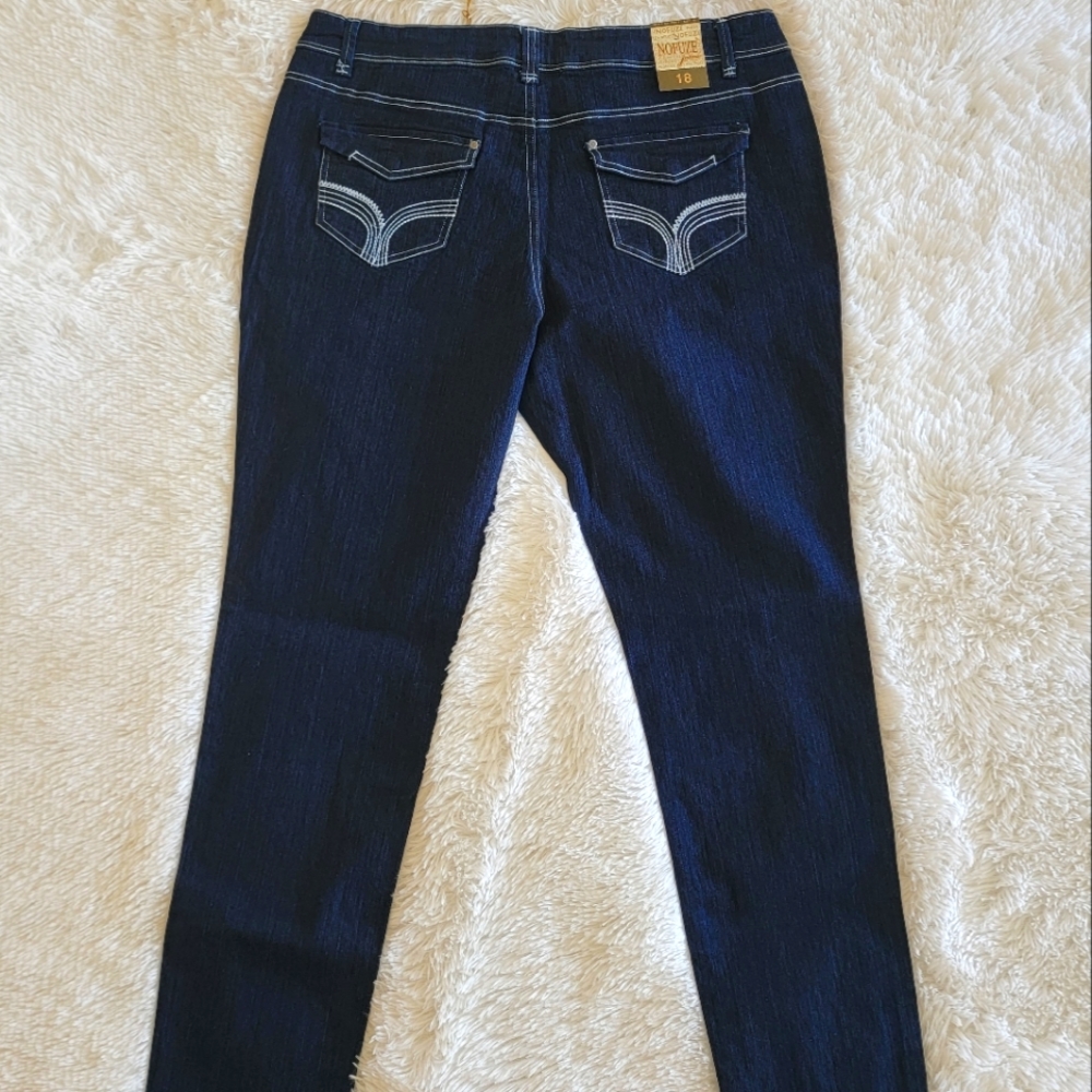NWT -NoFuze Jeans size 18